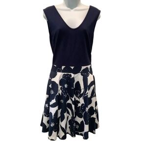 MIUSOL CLASSIC SLEEVELESS NAVY BLUE AND WHITE FLORAL DRESS S